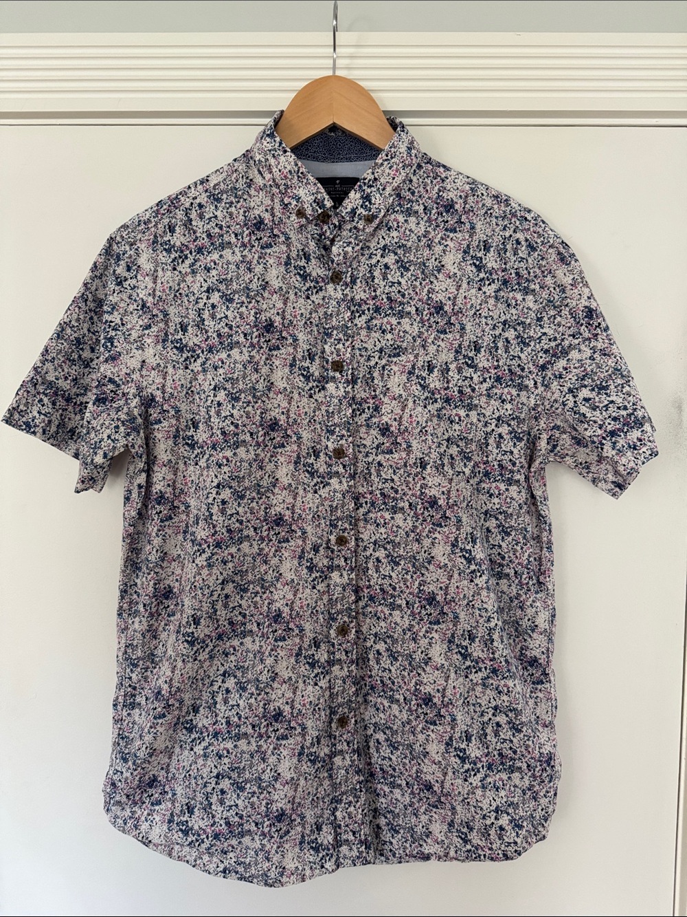 St. Patrick Short-Sleeve Button-Down Shirt in Navy & Pink Speckle